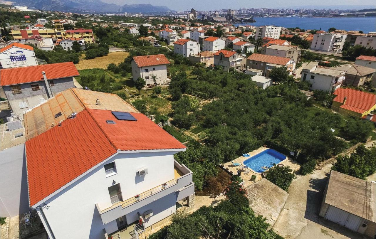 1 Bedroom Nice Apartment In Kastel Sucurac Kastela Exterior photo